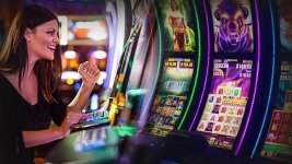woman-slots1.jpg woman-slots1.jpg